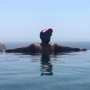 Meet your Posher, Travis